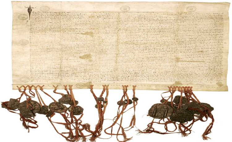 Het Charter van Kortenberg met de originele zegels. (Bron: Stadsarchief Leuven)