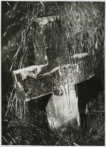 Het hagelkruis in Aarle-Rixtel ten tijde van de herontdekking. (Foto: R.K. fotopersbureau Het Zuiden, 1927, Rijksdienst voor het Cultureel Erfgoed)