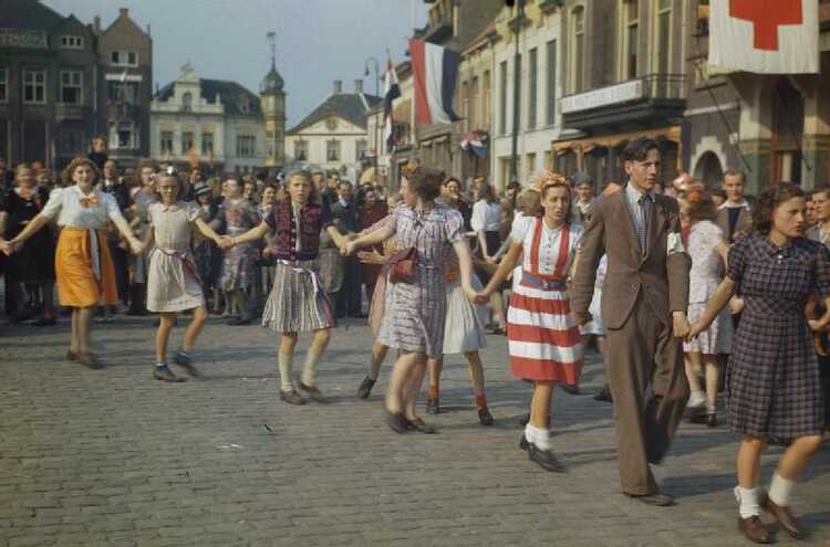 Bevrijding van Eindhoven (foto: E.G. Malindine)