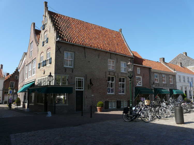 Historische gebouwen aan de Vismarkt in Heusden (foto: G. Lanting)