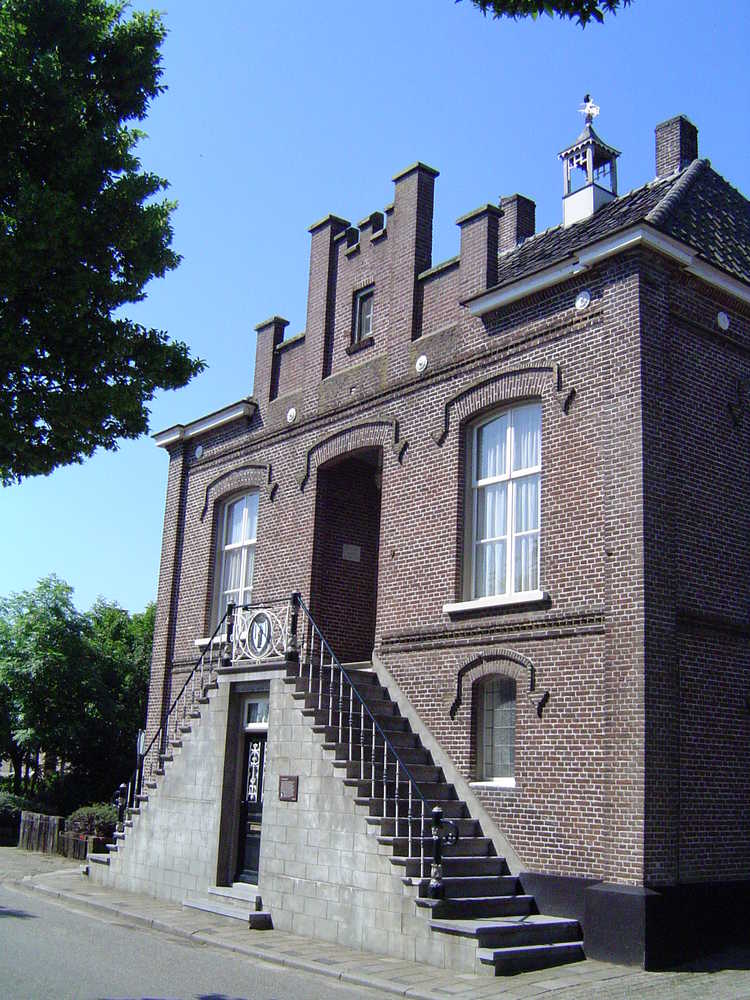Oud Gemeentehuis Escharen, Havang, Commons, 2007