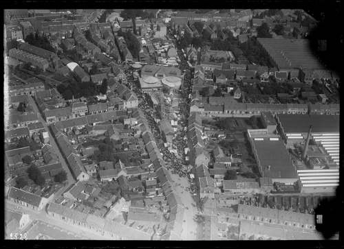 Kermis Tilburg luchtfoto, jaren 20, NIMH, Foto Technische Dienst Luchtvaartafdeeling