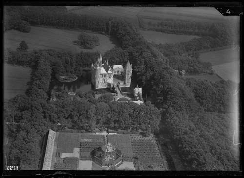Kasteel Heeswijk luchtfoto jaren '20, Nederlands Instituut voor Militaire Historie, Technische Dienst Luchtvaartafdeeling