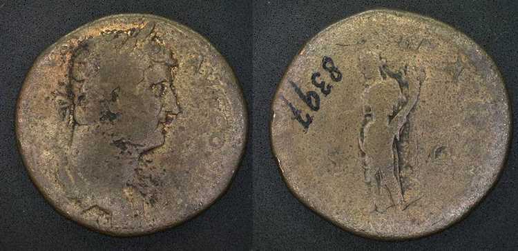 Een bronzen munt van keizer Hadrianus
