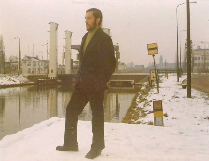 Antonio Almeida in de winter van 1973. (Foto: fotograaf onbekend, collectie familie Almeida)