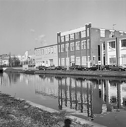 Het gebouw van de Nederlandsche Cacaofabriek in 1993. (Foto: Van Galen, Rijksdienst voor het Cultureel Erfgoed)