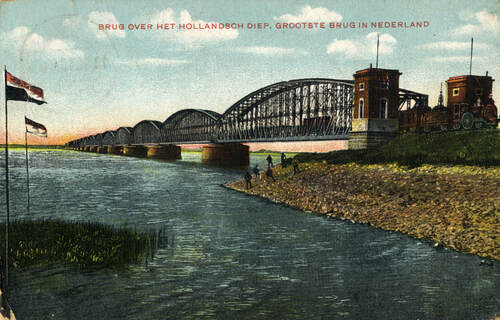 Spoorbrug over het Hollandsch Diep nabij Moerdijk (destijds grootste brug van Nederland) Regionaal Archief Dordrecht, 552_406032