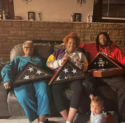 De familie Terrell, nazaten van Afro-Amerikaanse soldaat Donival H. Brown (Foto: Privécollectie Lowell Terrell, 2022)