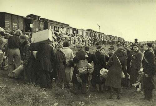 Transport vanuit Westerbork naar Auschwitz (Foto: Wikimedia Commons, rond 1942)